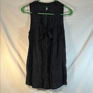 Spence Woman’s Black and White Polka Dot Sleeveless Top